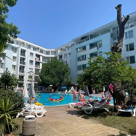 Apartment Yassen - Apartma S Vyhledem Na Bazen *