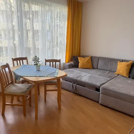 Apartment Yassen - Apartma S Vyhledem Na Bazen Sunny Beach